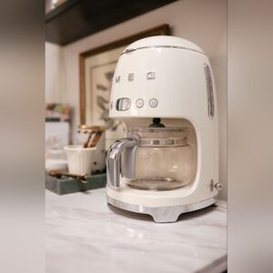 Smeg Cream Drip Coffee Maker